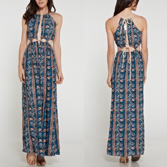 Bohemian cutout maxi dress with slit beach coverup - Picture 3 of 7